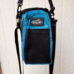 New ARCA GEAR 32 oz SM Insulated Water‎ Bottle Crossbody Bag w Zip Pouch